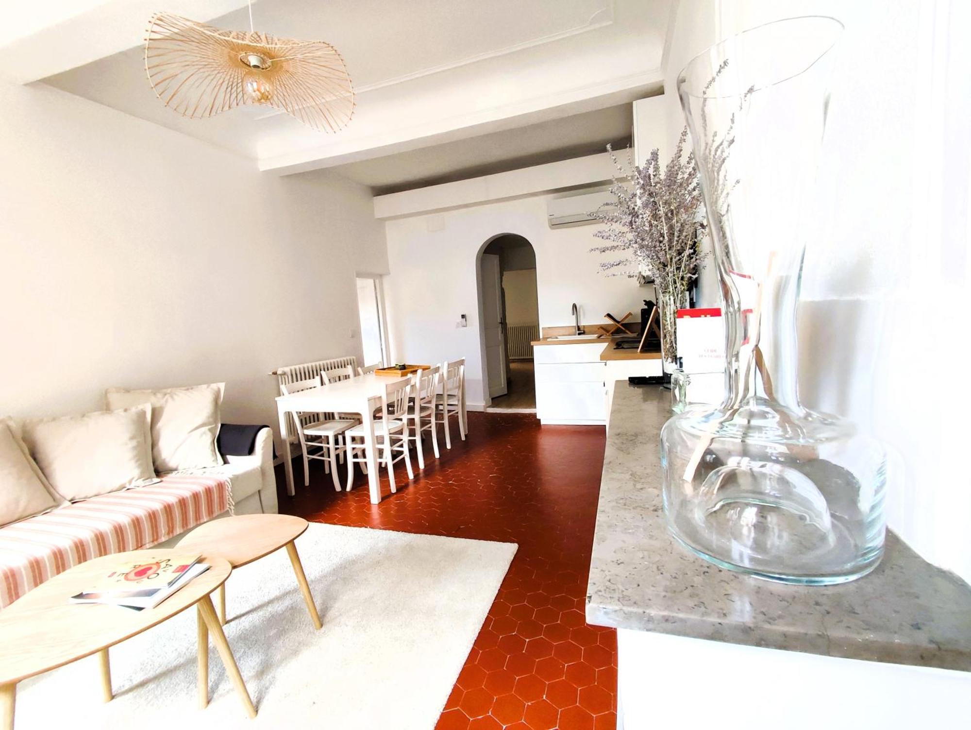 Appartement Climatise Parking Gratuit Surveille Avignon Exterior foto